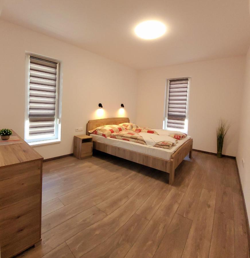 Zea Apartmanhaz Apartment บาลาตอนเฟนีแวช ภายนอก รูปภาพ