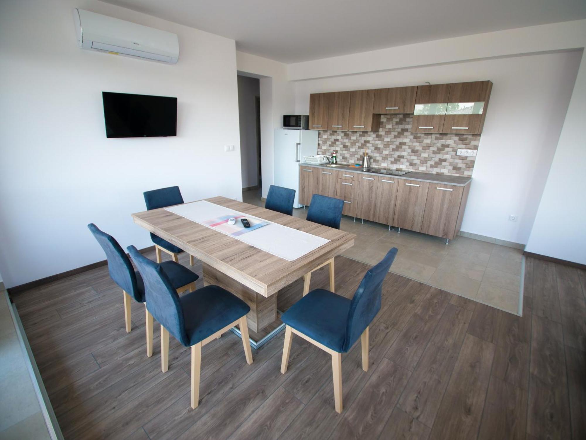 Zea Apartmanhaz Apartment บาลาตอนเฟนีแวช ภายนอก รูปภาพ