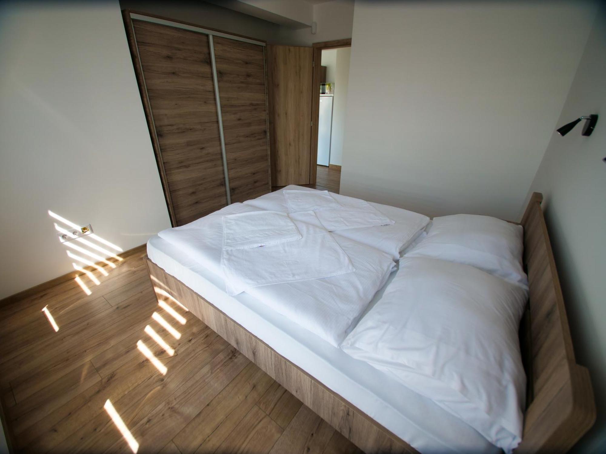 Zea Apartmanhaz Apartment บาลาตอนเฟนีแวช ภายนอก รูปภาพ