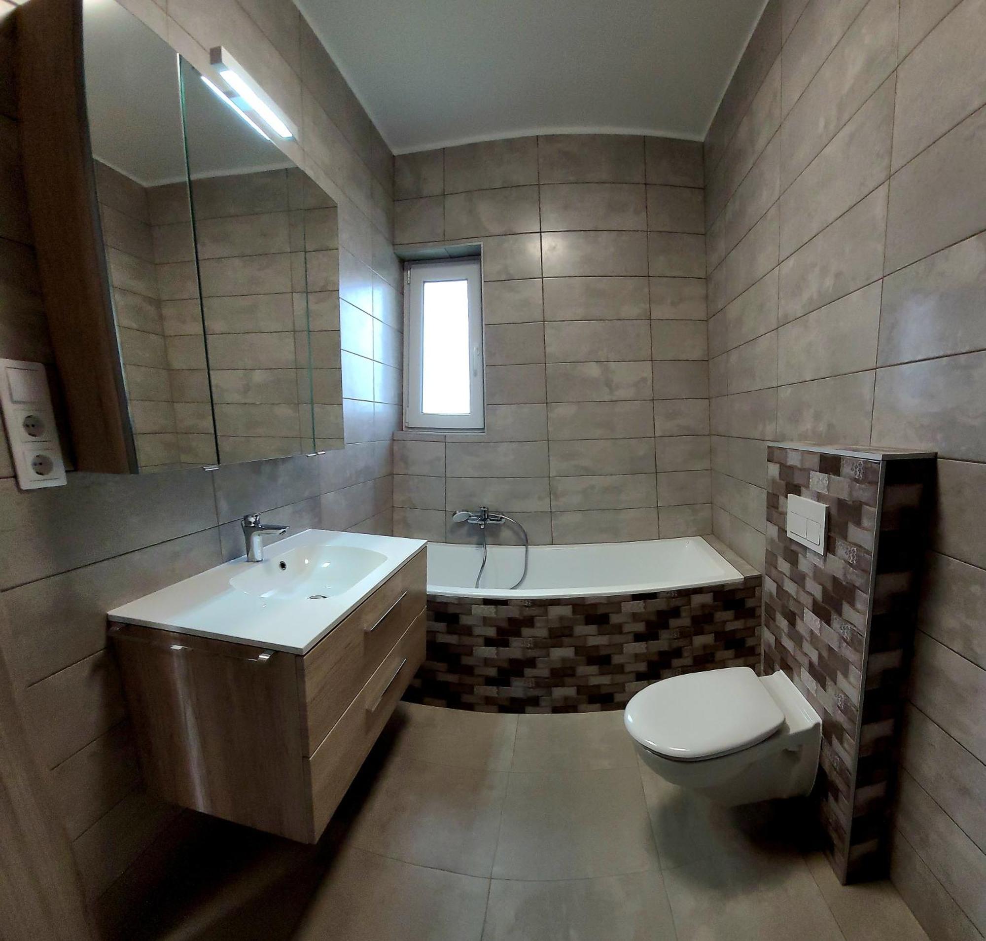 Zea Apartmanhaz Apartment บาลาตอนเฟนีแวช ภายนอก รูปภาพ